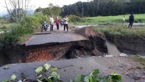 Jalan Hiang-Pungut Putus Total ,Enam Desa Terisolir