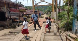 Respon Proaktif Warga Parjalihotan Terhadap Jembatan Yang Terabaikan Oleh Pemkab Tapteng