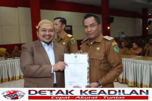 Bupati Tapsel Melaksanakan Sosialiasi UU Nomor 3 Tahun 2024  Tentang Perubahan Kedua Atas UU Nomor 6 Tahun 2024 Tentang Desa Dan Memaparkan Permintaannya Ke Kepala Desa se-Tapsel