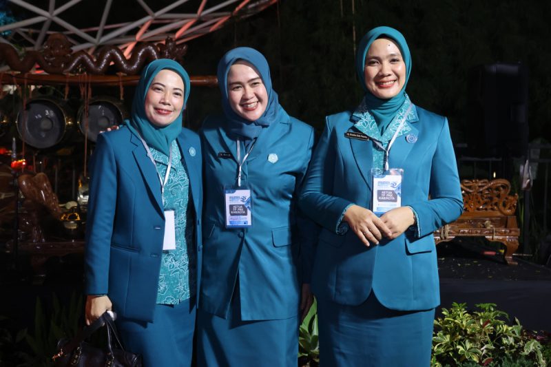 Malam Puncak Peringatan HKG PKK Ke-52 di Solo di Hadiri Oleh Rosalina Ketua PKK Kabupaten Tapsel