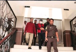 Rugikan Negara Rp32,7 Miliar Mantan Camat Harian Di Tangkap Kejatisu