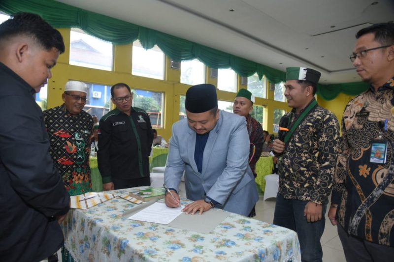 Bupati Tapsel Desak PB HMI Untuk Revitalisasi Kediaman Profesor Lafran Pane