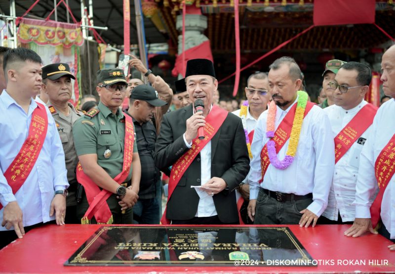 Disambut Meriah Warga, Bupati Rohil resmikan Vihara Setya Kirti di Kota Terapung