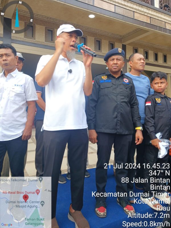 MMCP Kota Dumai Senam Bersama Dirumah Rudi Junaidi Ketua Pemuda Garda Nasdem Dihadiri Oleh Ketua Nasdem H.Paisal Kota Dumai