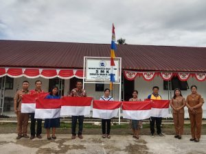 Pemkab Nisel Ambil Bagian Dalam Gerakan Nasional Pembagian 10 Juta Bendera Merah Putih