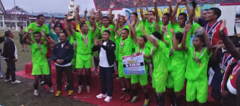 Pertandingan Bola Kaki memperebutkan Piala Pj Bupati Tapanuli Utara berakhir dengan Adu Pinalti.