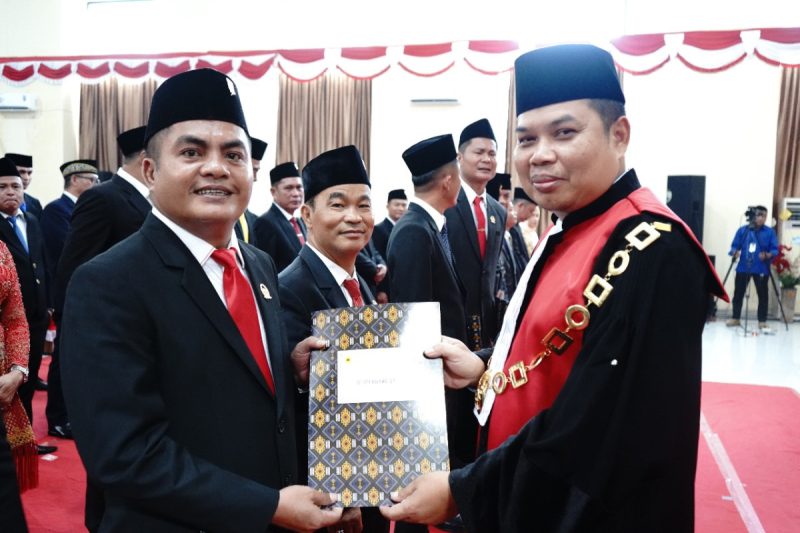 35 Anggota DPRD Nias Selatan Masa Bakti 2024-2029 Resmi Dilantik