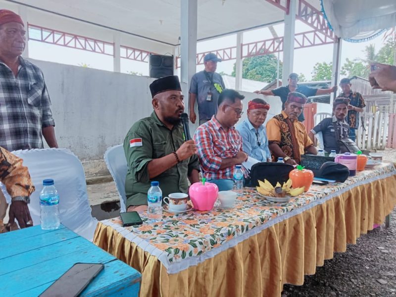 Ruslan Soamole dan Seluruh Pemangku Adat Soar Pito Soar Pa Beri Dukungan untuk Kapolres Buru Januari 29, 2025