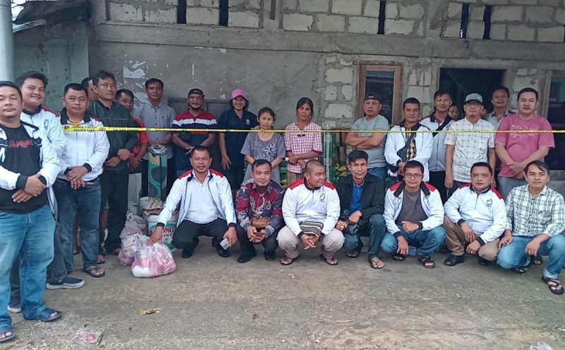 BMP dan Ikmanira Kunjungi Korban Kebakaran Di Desa Hiliasi