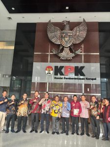 Bupati Taput Hadiri Rakor Penguatan Sinergi KPK dengan Pemda dalam Pemberantasan Korupsi