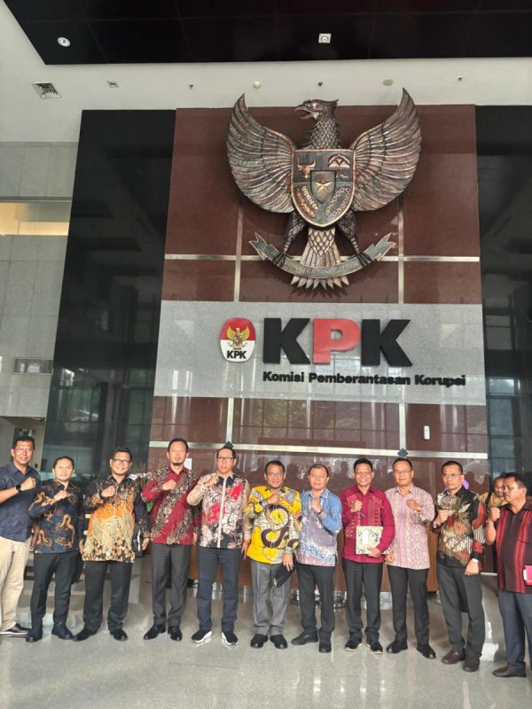 Bupati Taput Hadiri Rakor Penguatan Sinergi KPK dengan Pemda dalam Pemberantasan Korupsi