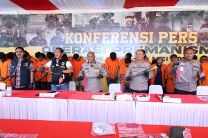Polda Riau Konferensi Pers Pengungkapan Kasus Premanisme/Kejahatan Jalanan Hasil Operasi Pekat Lancang Kuning 2025