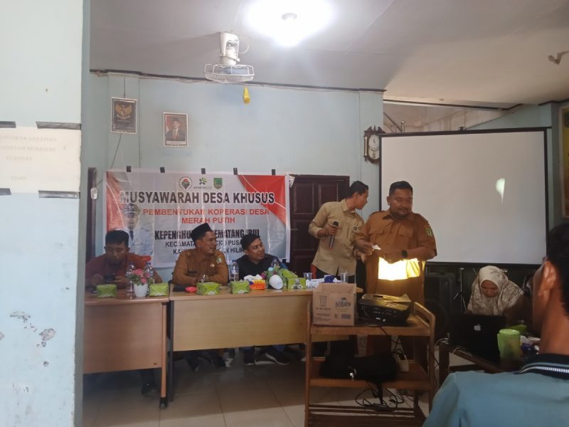 Musyawarah Pembentukan Pengurus Koperasi Merah Putih Kepenghuluan Pematang Ibul Berjalan Sukses dan Kondusif