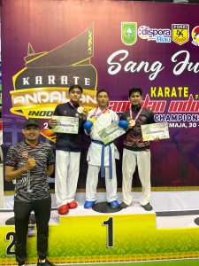 Personil polres Kuansing Raih Medali perunggu di Kejuaraan Karate Riau Open 2025