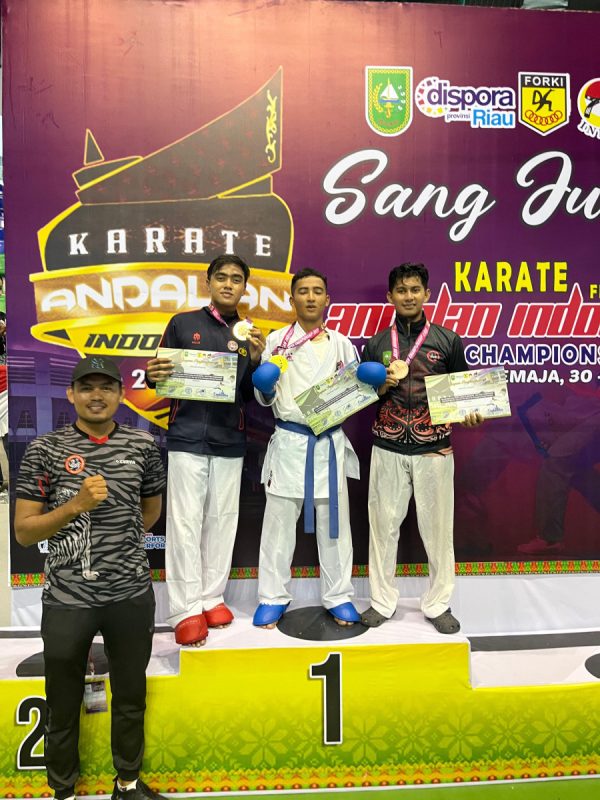 Personil polres Kuansing Raih Medali perunggu di Kejuaraan Karate Riau Open 2025