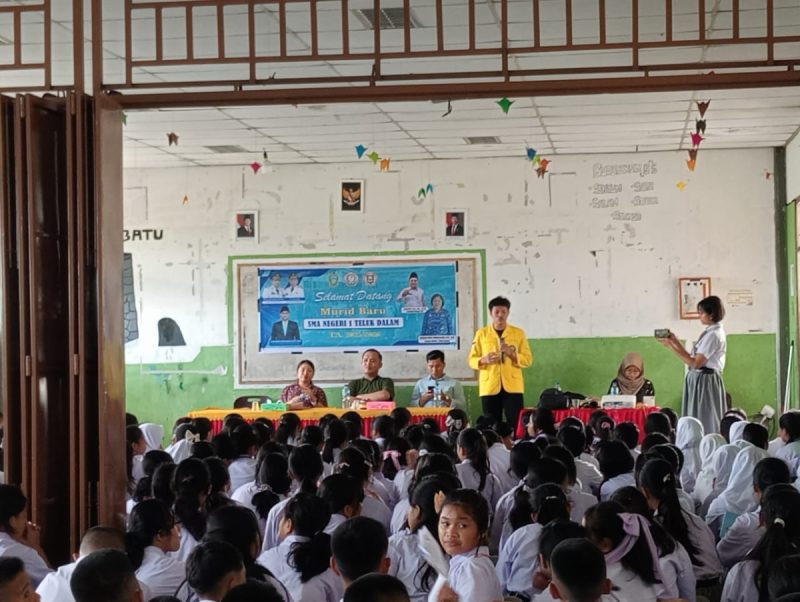 Berbagi Pengalaman dan Motivasi, Beberapa Alumni Hadir Di Kegiatan Penutupan MPLS SMA Negeri 1 Teluk Dalam