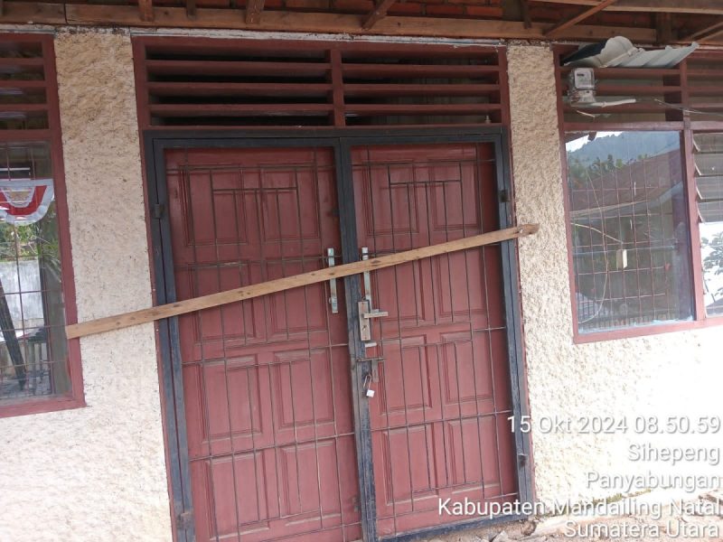 Rehab Pustu Desa Huta Pardomuan Sayur Matinggi Tahun 2024 di Duga Sangat Buruk