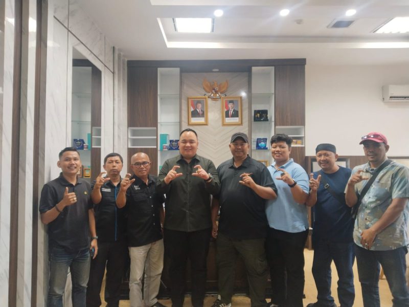 Sinergi PJKIP dan DPRD Sumbar: Mendorong Keterbukaan Informasi Publik