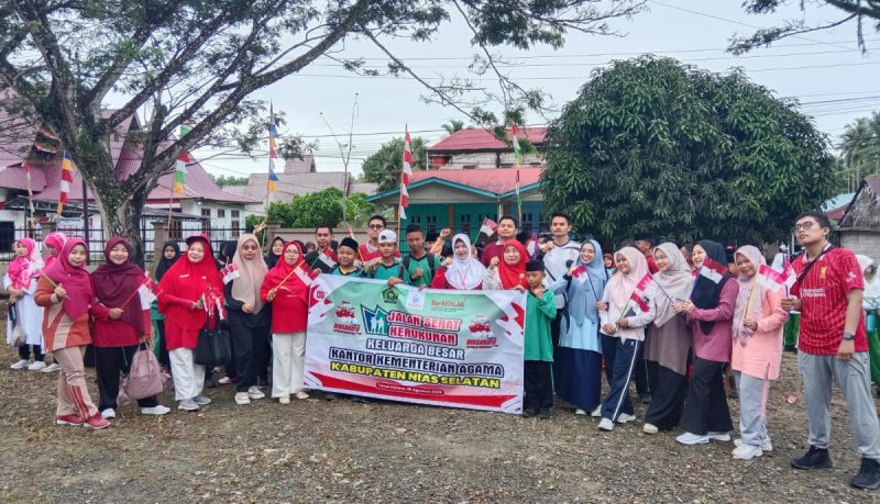 Kemenang Nisel Gelar Gerak Jalan Santai Kerukunan