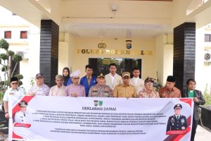 LAMR, Bupati, MUI, Tokoh Agama, Tokoh Masyarakat dan Mahasiswa, “Deklarasi 5 Poin Ini Jaga Kedamaian Negeri Seribu Kubah”