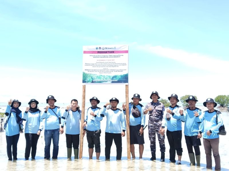 Yakopi Gelar Patroli Mangrove, Kades Bawonahono : Bertekad Wujudkan Perubahan Melalui Restorasi Mangrove