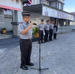 Pemberian Penghargaan Pegawai Rutan Makassar Bentuk Apresiasi Atas Kerja Keras Dan Tanggung Jawab Tahun 2025